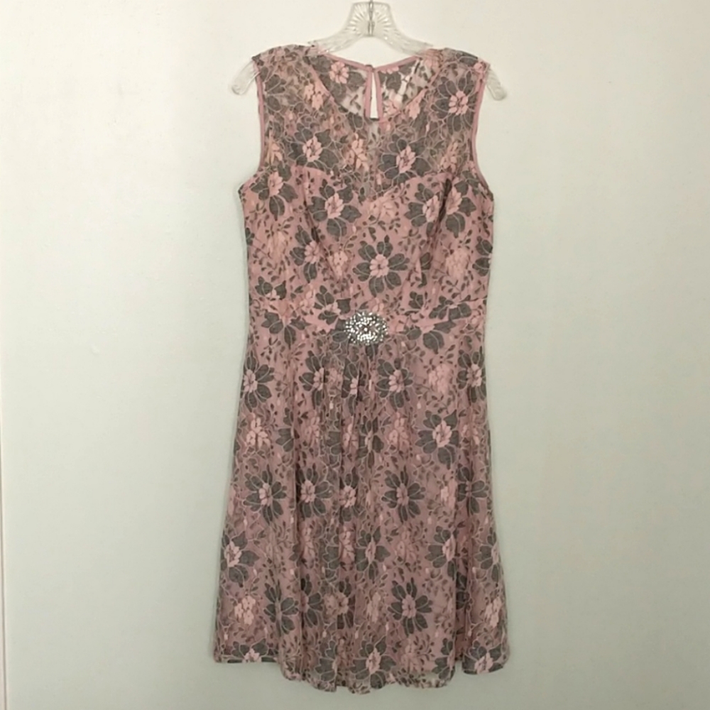 (D6) Pink/Silver Lace Dress by Lovely Sz 12